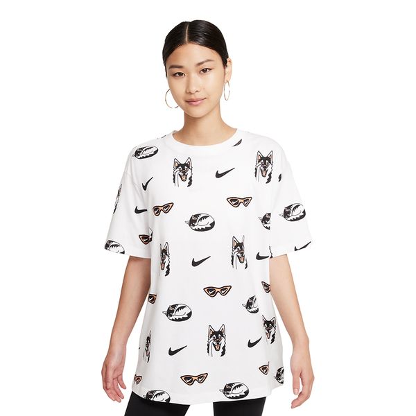 Camiseta-Nike-Bf-Dog-Aop-Feminina-Branca