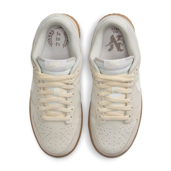 Tenis Nike Dunk Low SE Feminino  Tenis e na Authentic Feet - AF