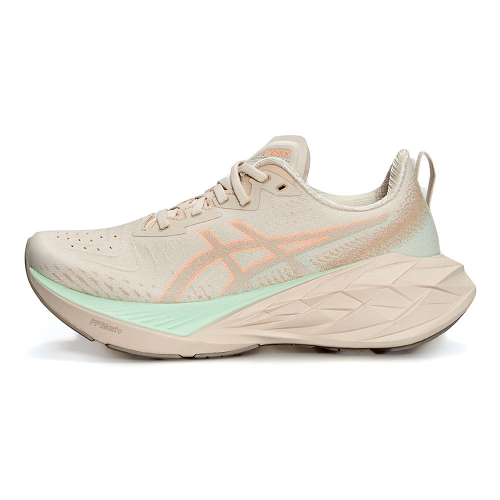 Asics Novablast 4
